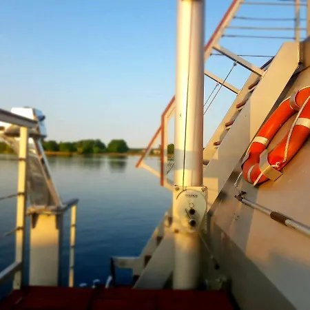 Hausboot Amantes 브란덴부르크