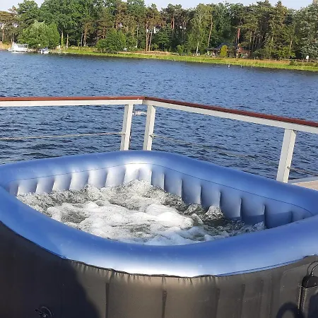 Hausboot Amantes Botel
