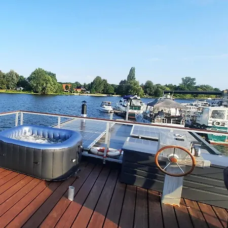 Hausboot Amantes Brandenburg (Brandenburg an der Havel)